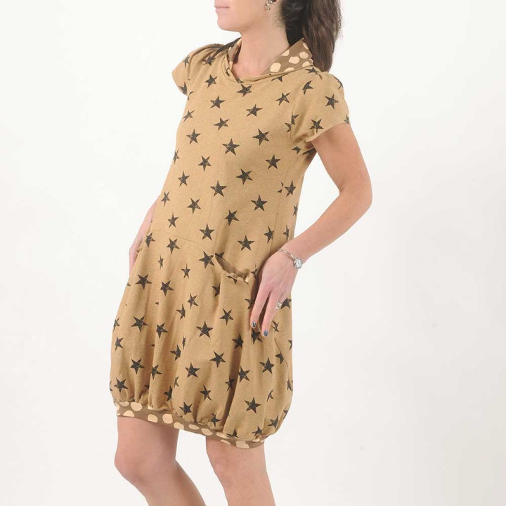 Camel beige bubble dress with black stars, short sleeves