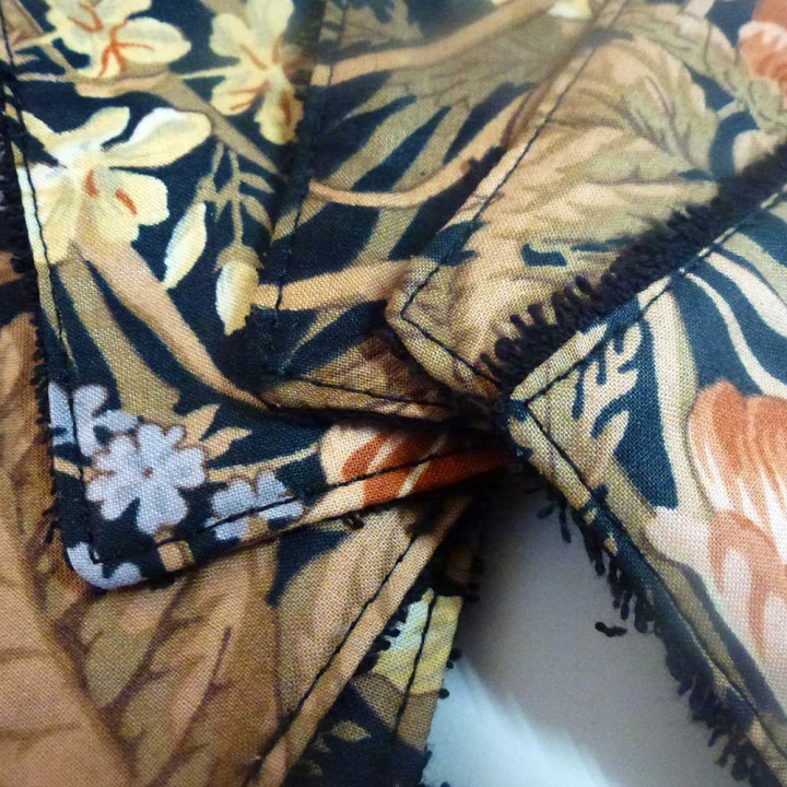 Set of 7 washable cotton face wipes, purple tones