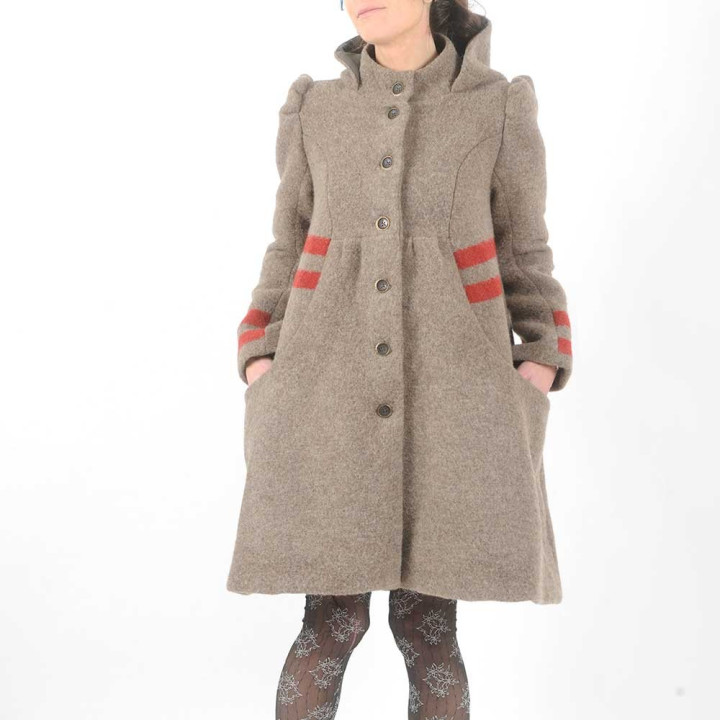 Manteau hiver trapèze, laine taupe rayures rouges