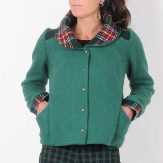 Manteau court laine verte, grand col