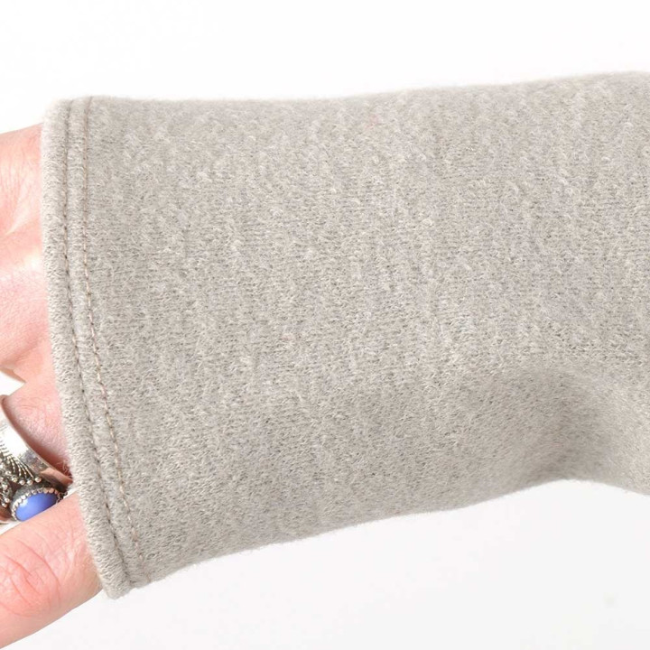 Short taupe wool winter handwarmers
