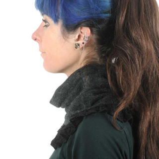 Tour de cou maille gris foncé, volants de dentelle