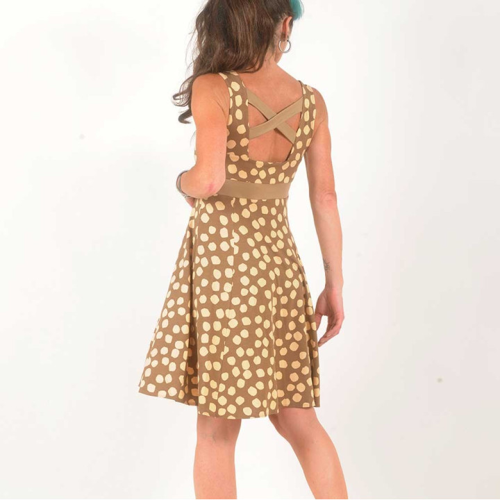 Robe courte jersey camel à gros pois, sans manches