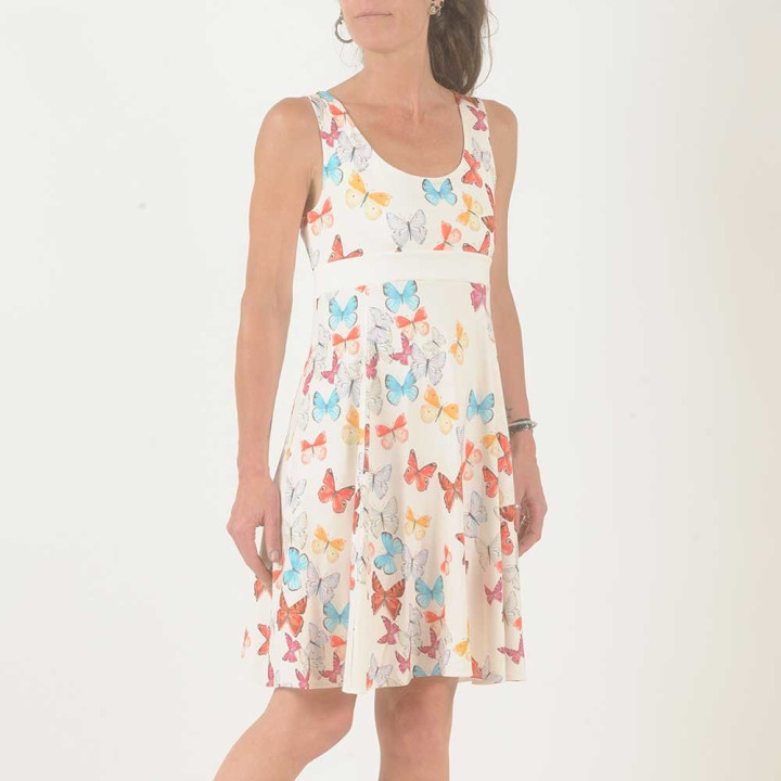 Robe courte jersey papillons colorés, sans manches