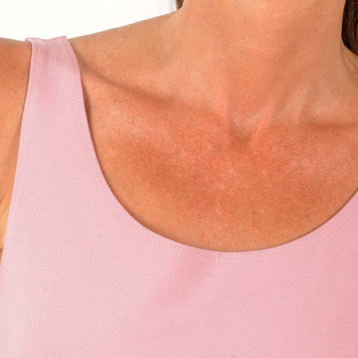 Sleeveless pale pink jersey tank top