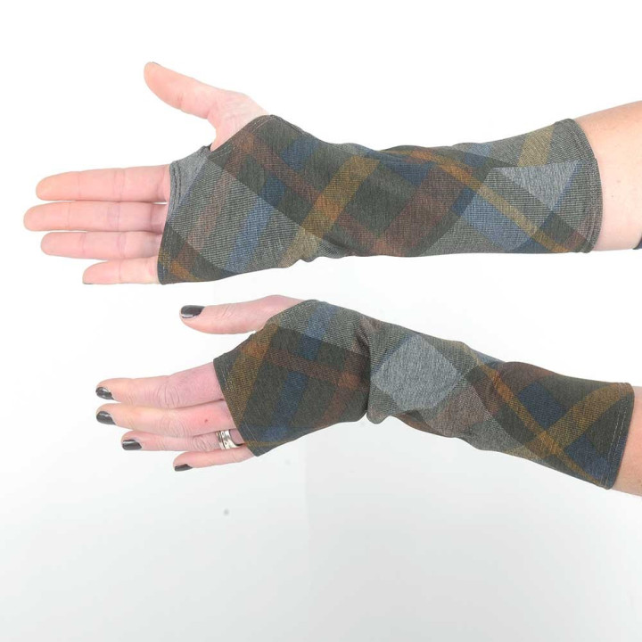 Mitaines longues écossaises, tons foncés, jersey extensible