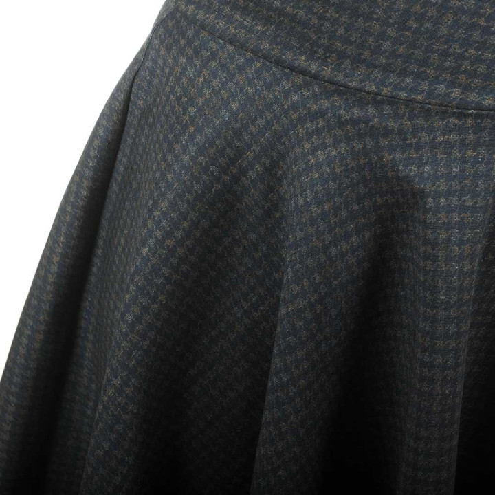 Flared dark jersey skirt with small houndstooth print