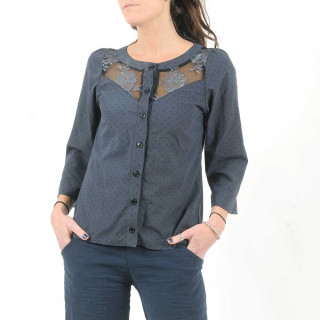 Chemisier coton bleu foncé et dentelle fleuri