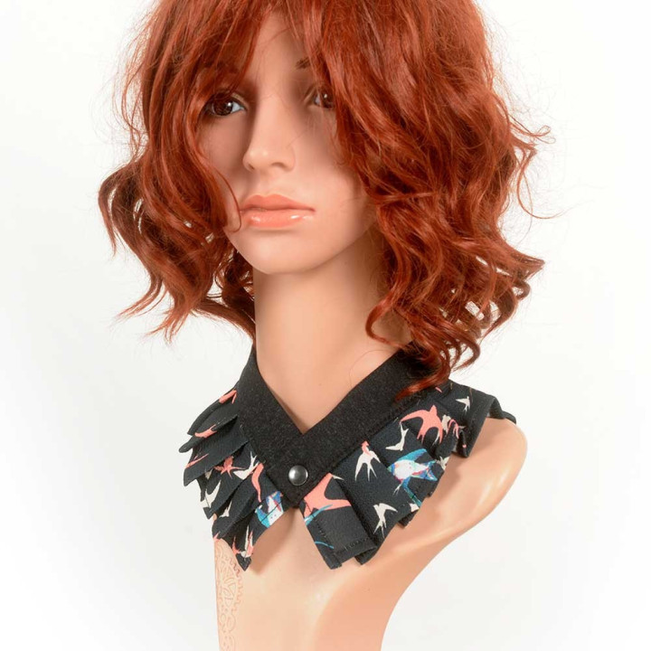 Pleated black choker, Removable collar with bird print
