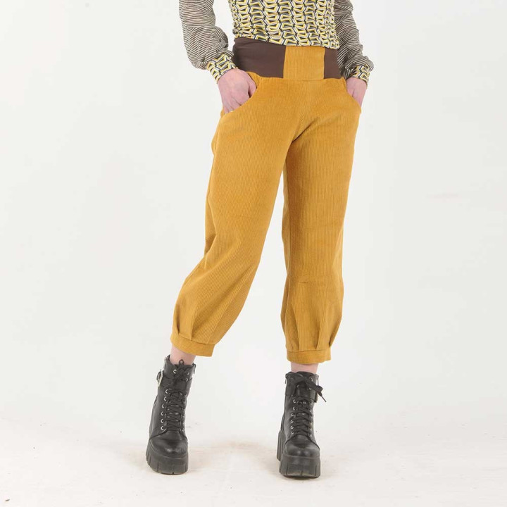 Pantalon femme 4/5 velours côtelé jaune moutarde, ceinture jersey