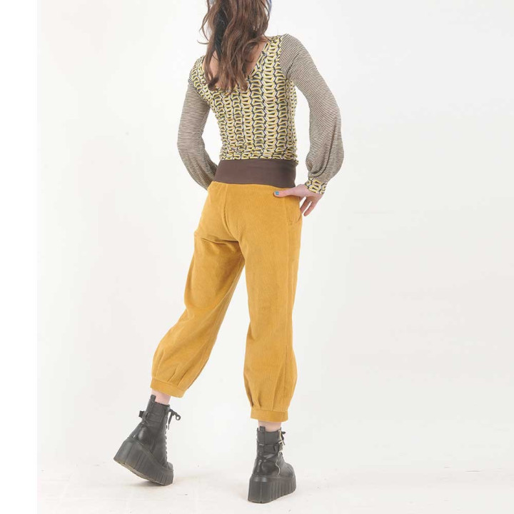 Pantalon femme 4/5 velours côtelé jaune moutarde, ceinture jersey