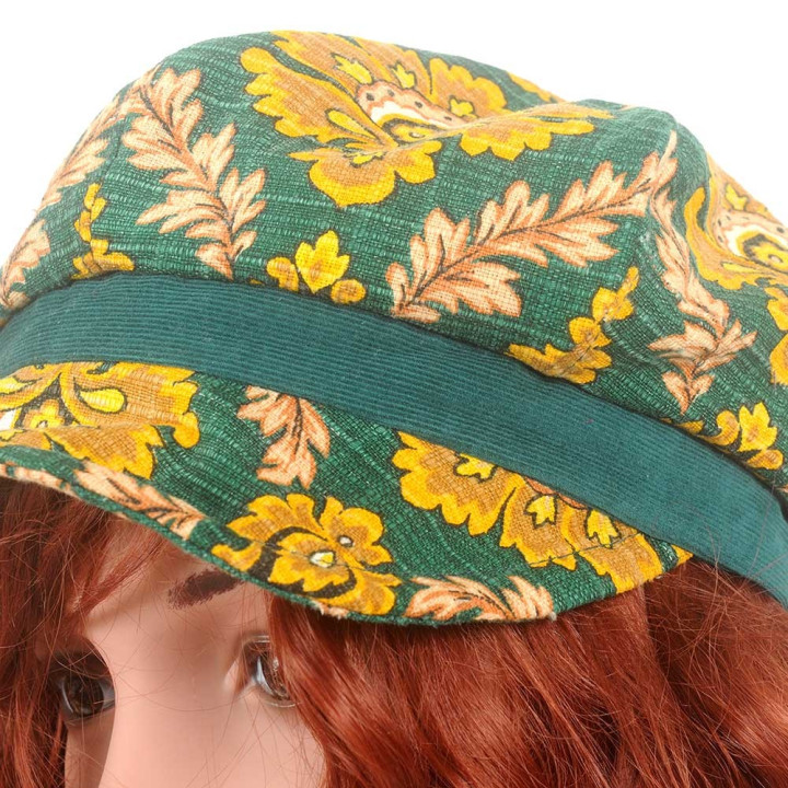 Casquette gavroche tissu vintage vert et jaune fleuri