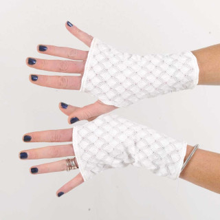 Short perforated white jersey armwarmers