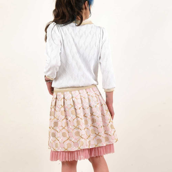 Short white, pink and golden beige pleated skirt