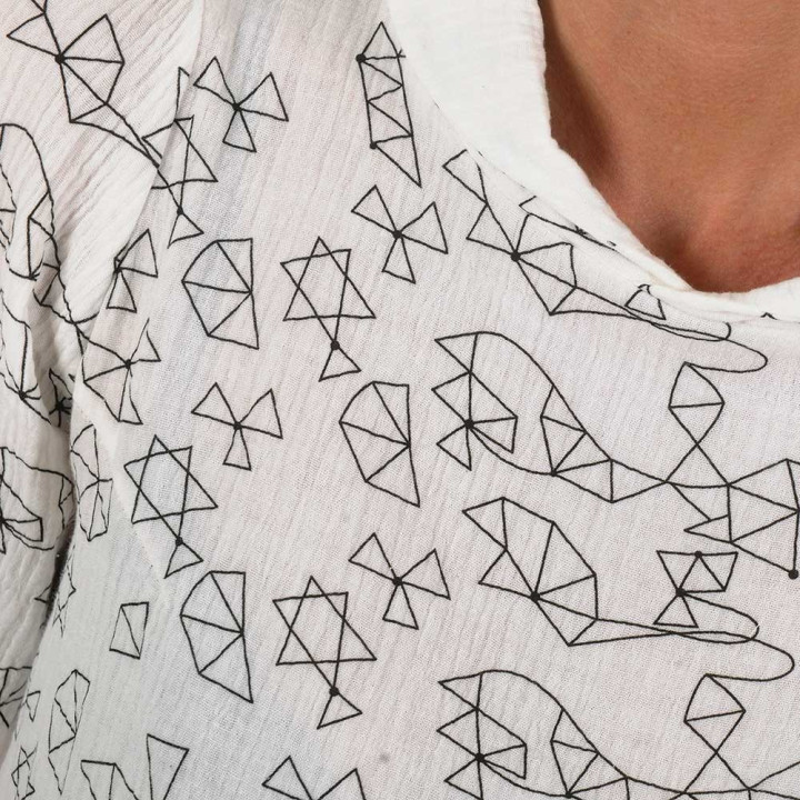 Haut femme été, double gaze de coton blanc et imprimé géométrique