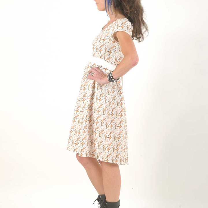 Robe d'été ceinturée, double gaze de coton imprimé hirondelles