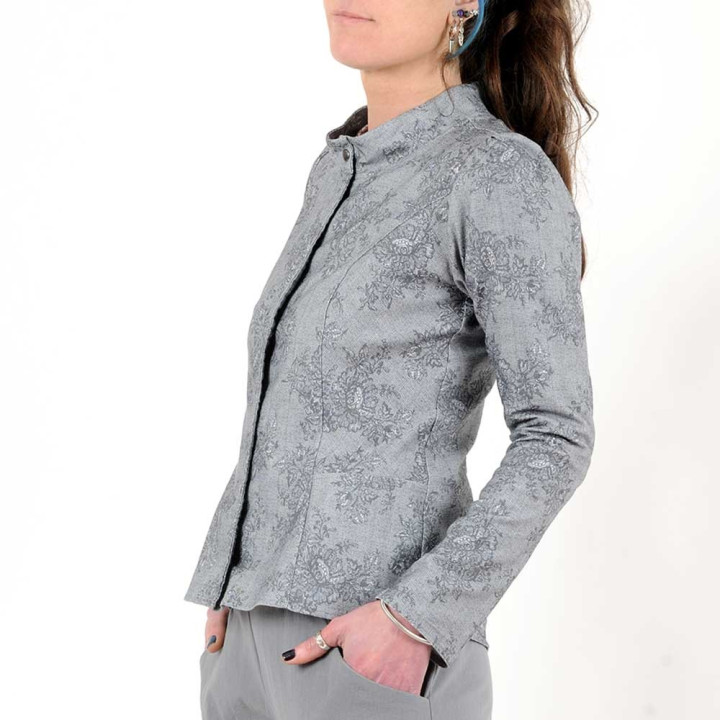Fitted grey jacket with lace print, officer collar