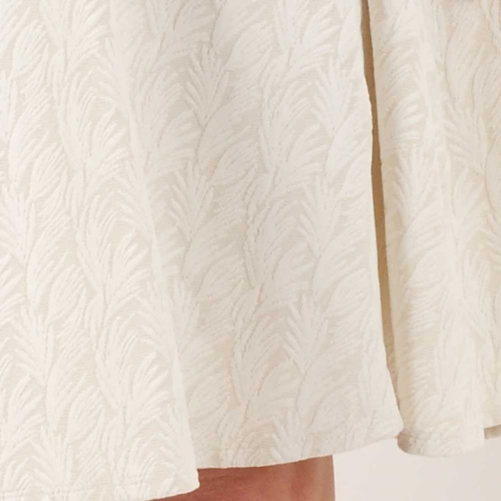 Robe extensible blanc écru motif feuillage