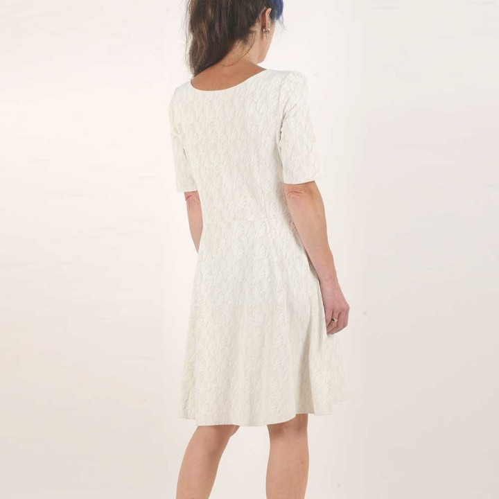 Off white stretchy dress with foliage pattern