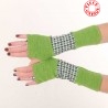 Mitaines longues en patchwork maille vert pomme et pied de poule