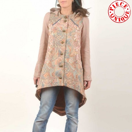 Manteau femme à capuche, patchwork de tissus vieux rose, dos pointu