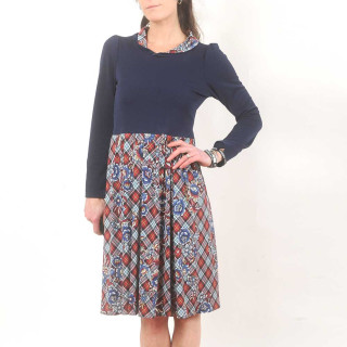 Adjustable blue and red dress with lacing at the back, Made in France