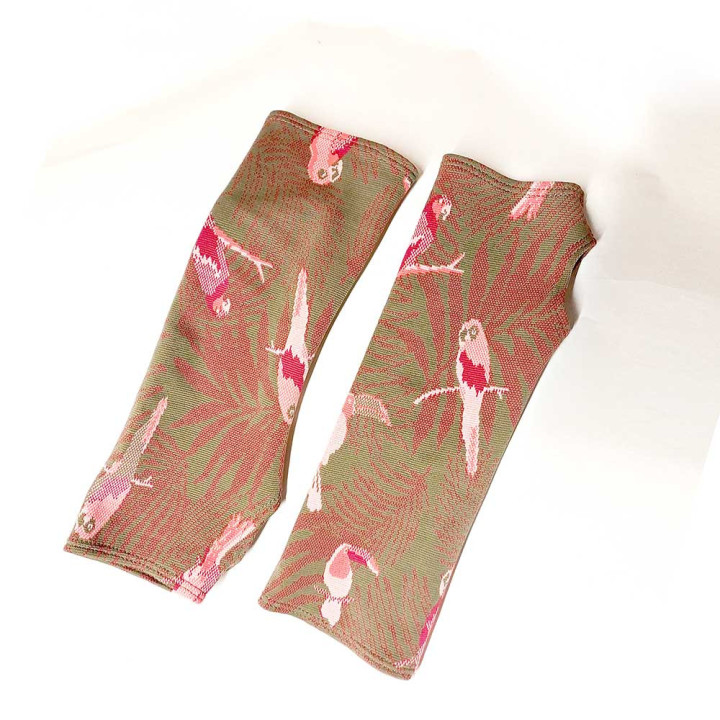 Mitaines originales de créateur, idée cadeau pour elle, motif oiseaux