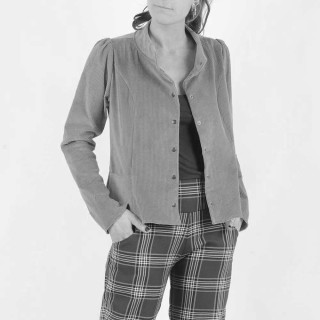 Veste femme cintrée en jersey, col officier, réalisée sur mesure et dans le tissu de votre choix