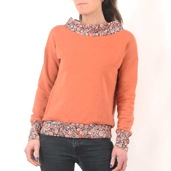 PROTOTYPE Sweat orange brique détails fleuris, Fabriqué en France