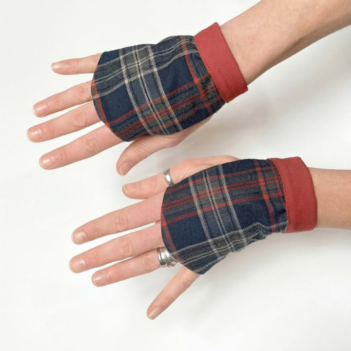 Gantelets mitaines écossais marine et rouge-orange, création artisanale MALAM