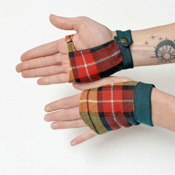 Handmade fun handwarmers vintage red yellow green checkered wool made in France