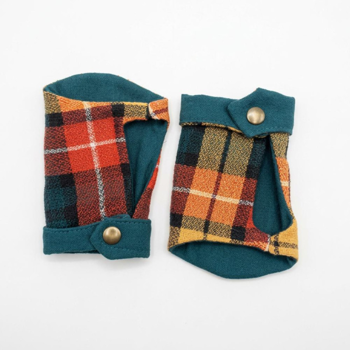 Fun women's handwarmers, lightweight checkered colorful wool