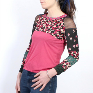Top femme rose patchwork jersey fleuri et résille, pièce unique MALAM, création artisanale