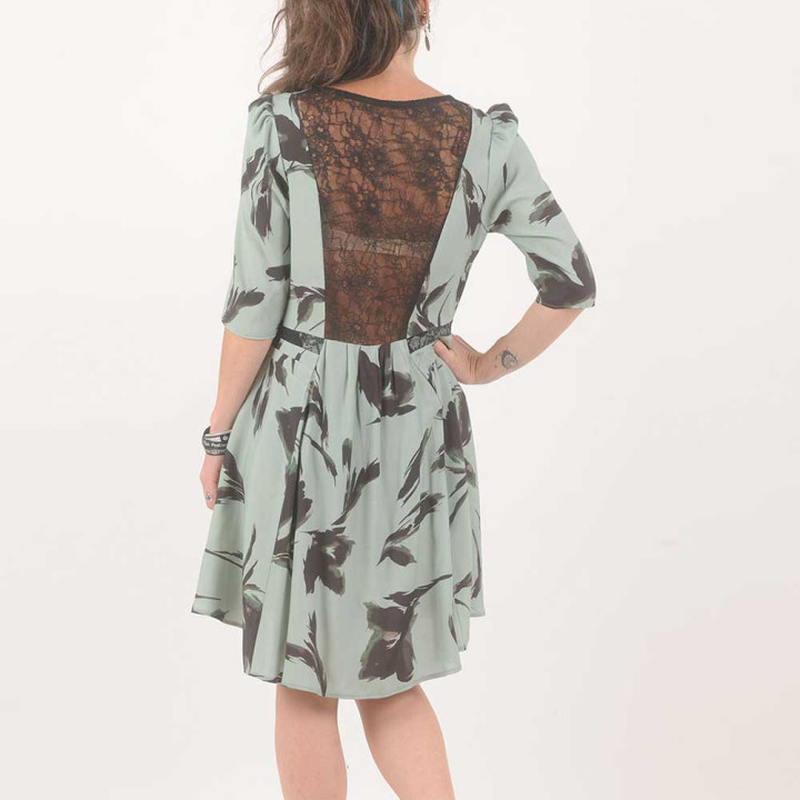 Robe élégante Dos en dentelle noire vintage pour une création originale pleine de caractère