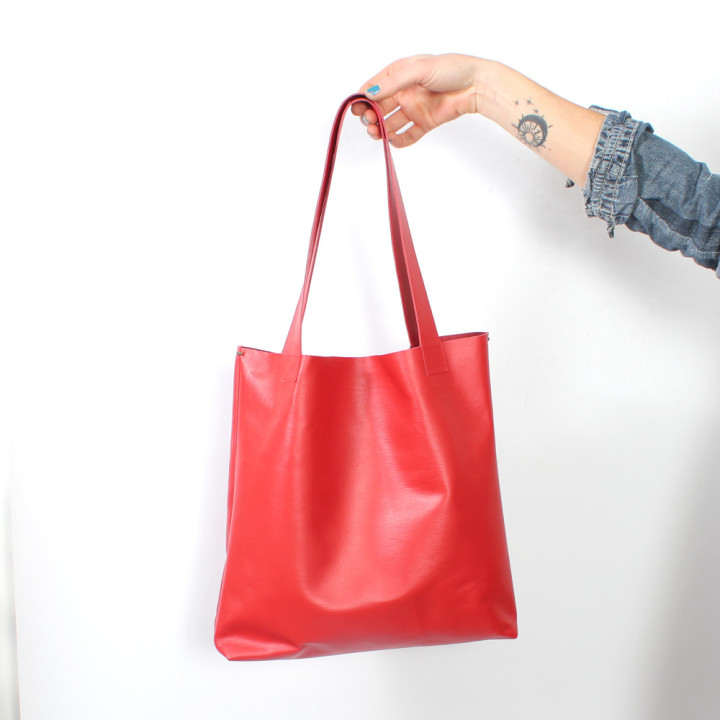 Sac shopping cabas en cuir rouge, deux poches, Fabrication artisanale française