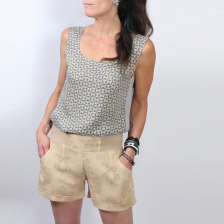 Womens beige linen summer shorts, handmade in France