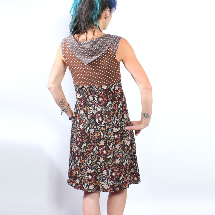Brown womens dress for summer, unique clothing handmade in France, pointy collar