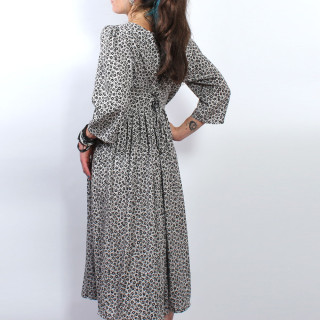 Robe longue femme ajustable en viscose fleurie, manches 3/4, création originale faite main en France