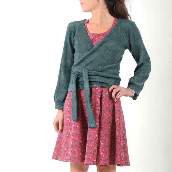 Gilet cache-cœur femme vert foncé à manches bouffantes et longs pans à nouer