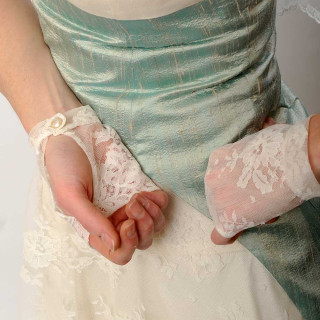 Bridal lace gloves, Off white wedding fingerless gloves