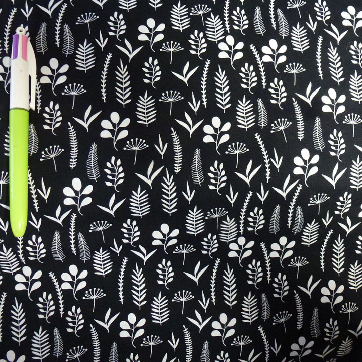 C21 black cotton poplin fabric with white flowers | MALAM