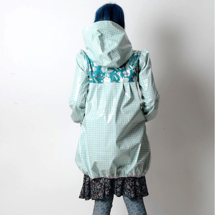Imperméable boule vert à capuche, sur mesure | MALAM