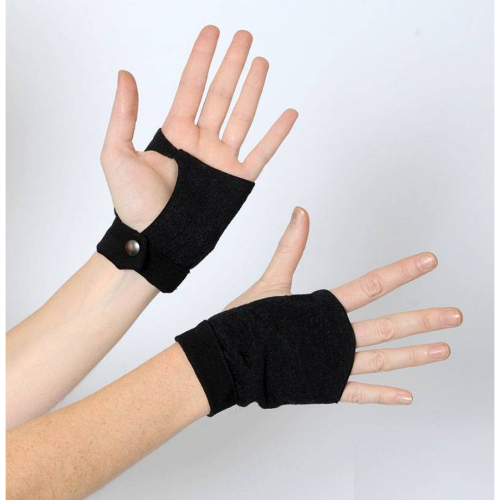 Metallic black fingerless gauntlets