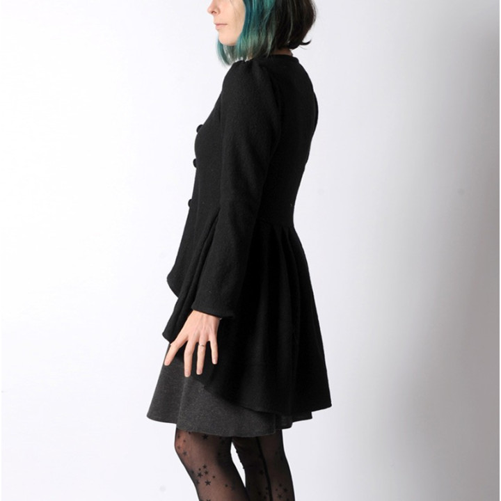 Veste femme noire hiver originale forme redingote jeune créateur