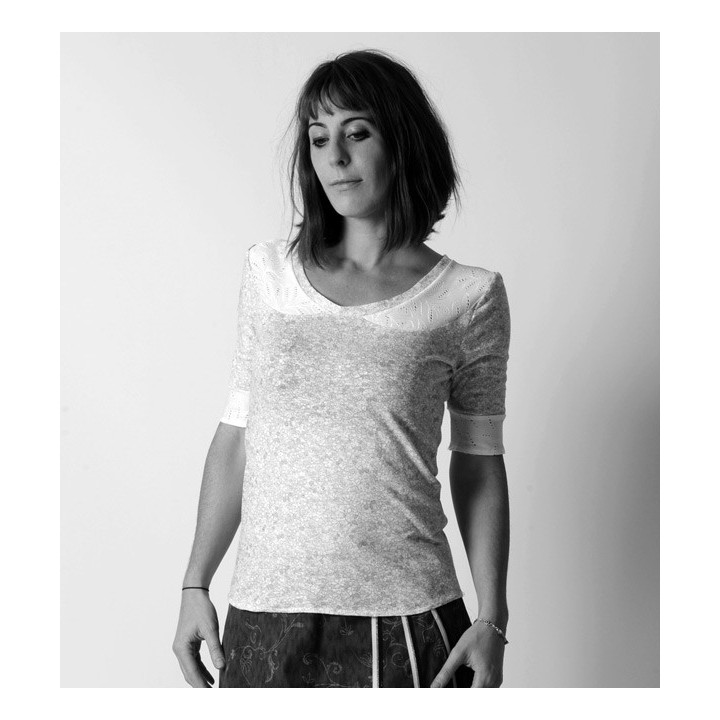 Jersey top, mid-length sleeves, Peter Pan neckline - CUSTOM HANDMADE