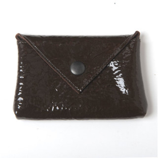 Porte-carte ou porte-monnaie en cuir marron foncé vernis artisanal